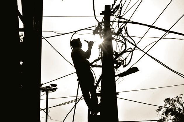 MSEDCL citied sudden rains as the main reason for power outage in the city (PICTURE FOR REPRESENTATIONAL PURPOSES ONLY) MSEDCL citied sudden rains as the main reason for power outage in the city (PICTURE FOR REPRESENTATIONAL PURPOSES ONLY)