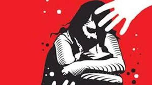 According to police, the key accused is the girl’s boyfriend and the other three boys were also known to her. According to the complaint, on Saturday evening she was taken in a deserted field where the four forced themselves on her. After returning home, the girl consumed pesticide.(HT FILE)