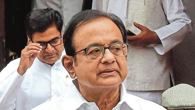 A bench of justices R Banumathi and AS Bopanna asked the ED to submit within three days the documentary evidence it has relied upon in opposing Chidambaram’s plea in an envelope with an authenticated seal. (HT FILE) A bench of justices R Banumathi and AS Bopanna asked the ED to submit within three days the documentary evidence it has relied upon in opposing Chidambaram’s plea in an envelope with an authenticated seal. (HT FILE)