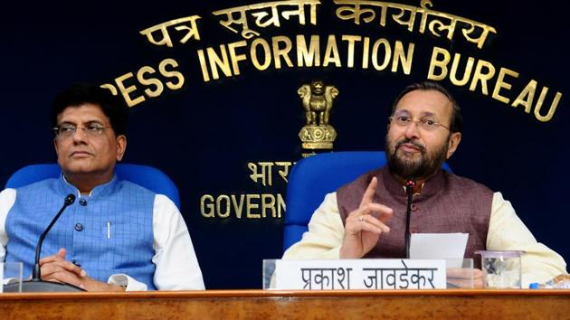 Minister of environment, forest and climate change Prakash Javadekar and minister of railways, Piyush Goyal during a press conference after the cabinet meeting, New Delhi, August 28(HT Photo)