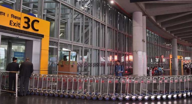 The passenger was offloaded by the airline and handed over to the local police.(PTI FILE) The passenger was offloaded by the airline and handed over to the local police.(PTI FILE)