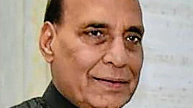 India wants to have a good neighbourly relationship with Pakistan, but it should first stop exporting terror to India, the defence minister said.(PTI)