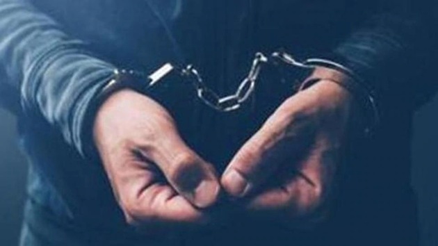 The arrested men were identified as Gaurav and Dilip, both suspected to be in their late teens. Police arrested them from the spot.(Representative image)