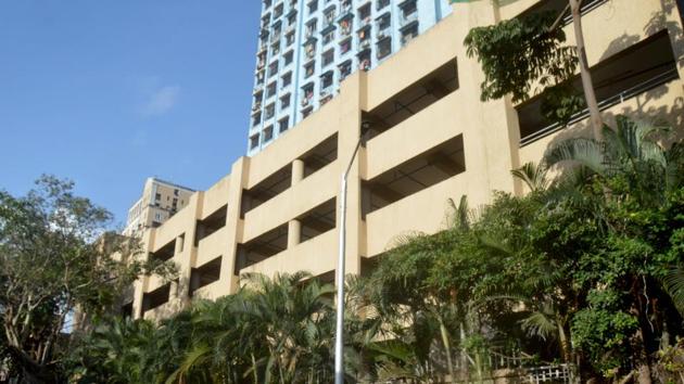 A view of BMC allotted parking area at Peon building, at Byculla, in Mumbai. (Photo by Bhushan Koyande/ HT) A view of BMC allotted parking area at Peon building, at Byculla, in Mumbai. (Photo by Bhushan Koyande/ HT)