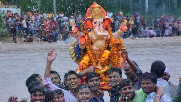 193 sarvajanik Ganesh mandals have been given permission from Navi Mumbai Municipal Corporation for the occasion of Ganesh Chaturthi.(HT File photo) 193 sarvajanik Ganesh mandals have been given permission from Navi Mumbai Municipal Corporation for the occasion of Ganesh Chaturthi.(HT File photo)
