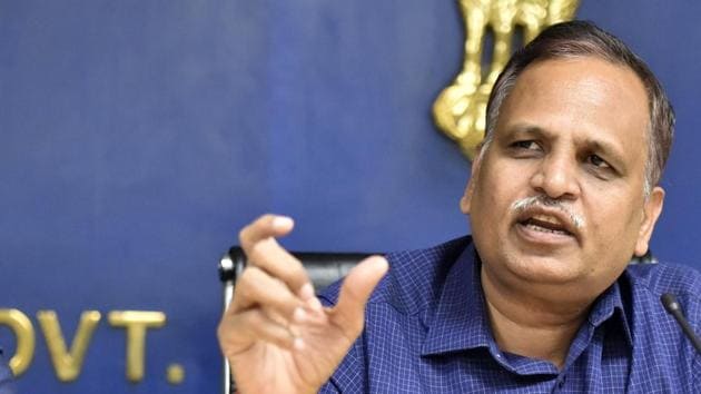 Delhi Health Minister Satyendar Jain directed all government establishments and civic agencies in the city to join chief minister Arvind Kejriwal’s new initiative to check the spread of vector-borne diseases. (Sonu Mehta/HT FILE PHOTO) Delhi Health Minister Satyendar Jain directed all government establishments and civic agencies in the city to join chief minister Arvind Kejriwal’s new initiative to check the spread of vector-borne diseases. (Sonu Mehta/HT FILE PHOTO)