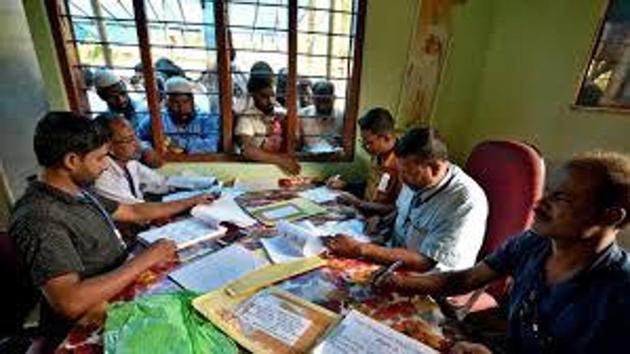 NRC officials busy in collecting and verifying data in Assam.(HT FILE)