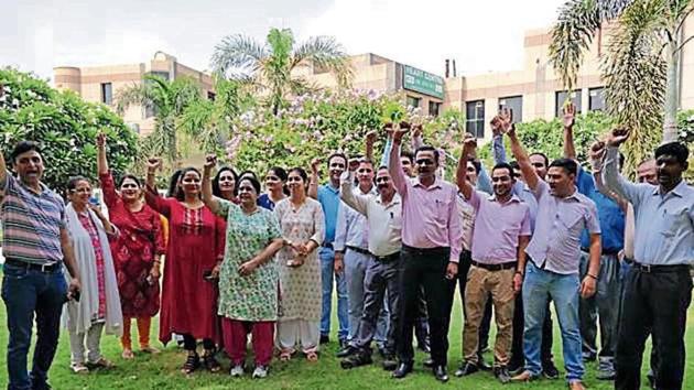 At the Civil Hospital in Gurugram’s Sector 10, around 60 medical officers and specialists held a strike at 8am. (HT Photo/ Sourced) At the Civil Hospital in Gurugram’s Sector 10, around 60 medical officers and specialists held a strike at 8am. (HT Photo/ Sourced)