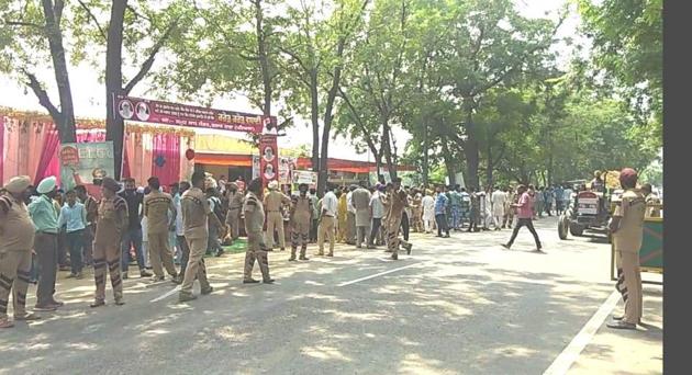 Dera followers flock the Naam Charcha Ghar in Nabha on Friday(HT Photo)