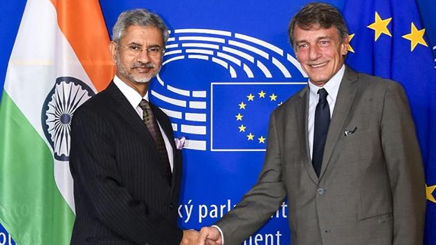 External Affairs Minister S Jaishankar shakes hands with President of European Parliament David Maria Sassoli, in Brussels, Friday, Aug 30, 2019.(PTI) External Affairs Minister S Jaishankar shakes hands with President of European Parliament David Maria Sassoli, in Brussels, Friday, Aug 30, 2019.(PTI)