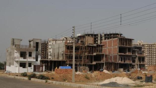 The Haryana government on Saturday decided to increase the floor area ratio (FAR) of individual residential plots in private colonies.(Parveen Kumar/HT File Photo)