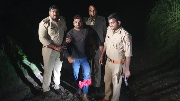 Hariom, identified as the murder suspect, was arrested at 3:30 am near Samana Canal in Greater Noida’s Jarcha. (HT Photo) Hariom, identified as the murder suspect, was arrested at 3:30 am near Samana Canal in Greater Noida’s Jarcha. (HT Photo)