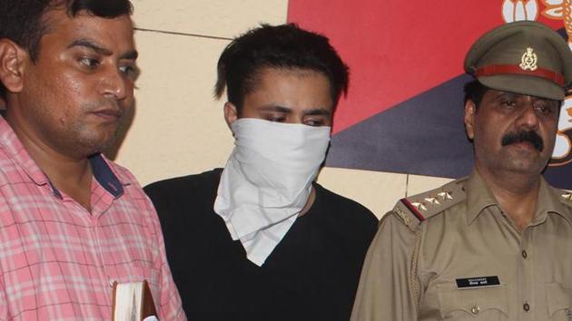 The Ghaziabad police had, on Sunday evening, arrested 19-year-old Avneet Singh Walia, who is alleged to have kidnapped the girl. (HT Photo) The Ghaziabad police had, on Sunday evening, arrested 19-year-old Avneet Singh Walia, who is alleged to have kidnapped the girl. (HT Photo)