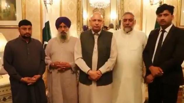 Governor of the Punjab province, Mohammad Sarwar, tweeted a video message with both families and said, “Great news for Pakistani & Sikh communities across the world. Issue of Nankana girl was amicably resolved to the satisfaction of the concerned families.(Twitter/VidGrab)