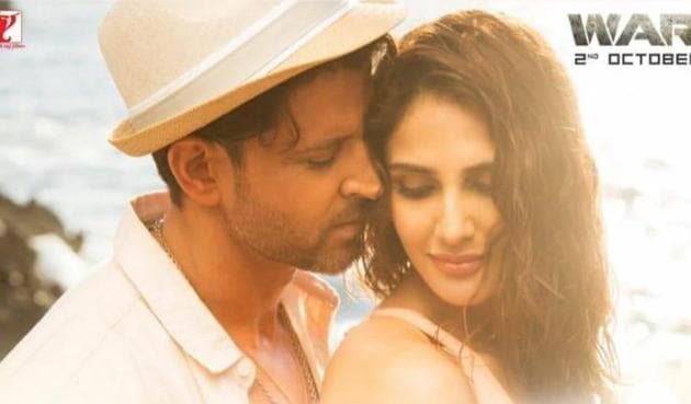 War Song Ghungroo Hrithik Roshan Vaani Kapoor Turn Up The Heat In This Beachy Sunny Number Hindustan Times
