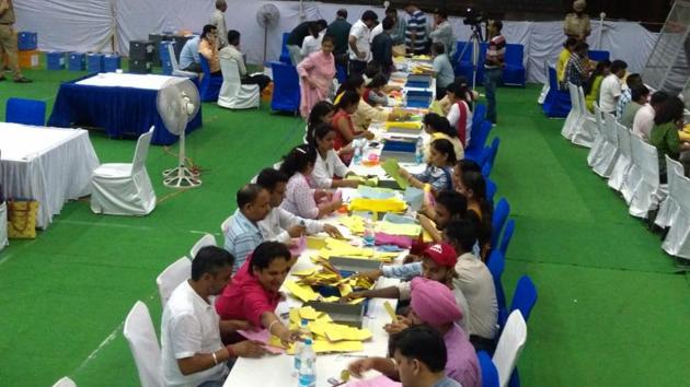 Counting started in PU Gymnasium hall (HT) Counting started in PU Gymnasium hall (HT)