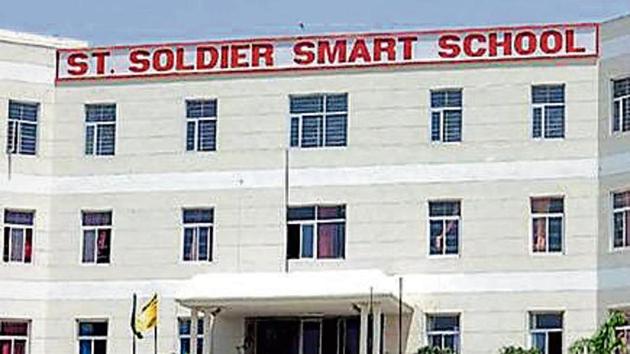 St soldier smart school. St soldier smart school.