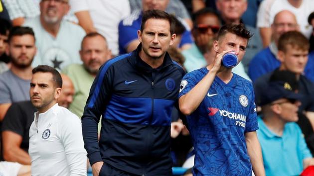Chelsea's Mason Mount with manager Frank Lampard. (REUTERS) Chelsea's Mason Mount with manager Frank Lampard. (REUTERS)