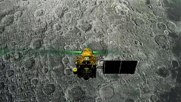 **EDS: VIDEO GRAB** Bengaluru: Live telecast of soft landing of Vikram module of Chandrayaan 2 on lunar surface, in Bengaluru, Saturday, Sept. 7, 2019. As declared by ISRO Chairman Kailasavadivoo Sivan, the connection with Vikram lander was lost and resumption of communications is awaited.(PTI)