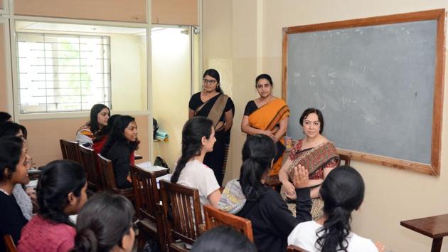 Gulshan Gidwani, Principal of St Mira's talks to the students during their class in Pune, India, Friday, September 6, 2019.(Shankar Narayan/HT PHOTO)