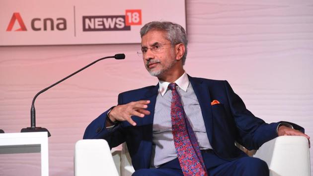 External affairs minister S Jaishankar reaffirmed India’s willingness to talk to Pakistan, provided it is without “having the gun of terrorism pointed at our heads”, and said most countries had accepted that India’s decision to divest Jammu and Kashmir of its special status was an internal issue. He downplayed India’s trade disputes with the United States (US), noting that Washington has “trade problems with everybody”. (HT Photo) 