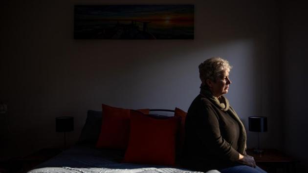 In Oct. 2015, Sam’s dentist recommended he have his wisdom teeth pulled. He was sent home with a prescription for an opioid painkiller. Deb had worked for years as a nursing assistant and seen plenty of kids prescribed opioids after extractions. There was nothing initially worrying about Sam’s pills. The instructions stated he take two for his pain that night. The next morning, he told her he’d taken four. (David Goldman / AP) In Oct. 2015, Sam’s dentist recommended he have his wisdom teeth pulled. He was sent home with a prescription for an opioid painkiller. Deb had worked for years as a nursing assistant and seen plenty of kids prescribed opioids after extractions. There was nothing initially worrying about Sam’s pills. The instructions stated he take two for his pain that night. The next morning, he told her he’d taken four. (David Goldman / AP)