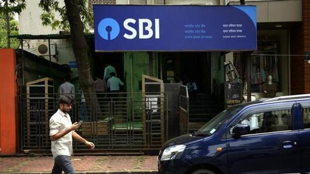 SBI has slashed its one-year MCLR to 8.15% per annum. (Mint photo)