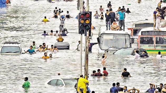 The Brihanmumbai Municipal Corporation (BMC) decided on Sunday to award a compensation of ₹1 lakh each to the families of its two employees who died on duty in two separate incidents in Goregaon during the floods on September 4. (Kunal Patil/HT Photo) The Brihanmumbai Municipal Corporation (BMC) decided on Sunday to award a compensation of ₹1 lakh each to the families of its two employees who died on duty in two separate incidents in Goregaon during the floods on September 4. (Kunal Patil/HT Photo)