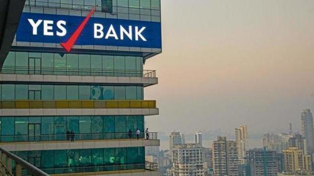 The Yes Bank stock has been falling steadily since RBI indicated in August 2018 that Rana Kapoor’s term as the bank’s CEO would not be renewed after January 2019.(Mint photo)