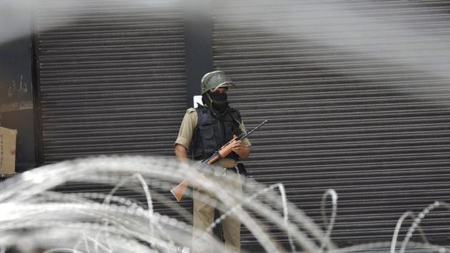 Only when some women started shouting did the soldiers leave and neighbours took Parrey to hospital. According to his father Nazir Ahmad, doctors located “more than 400 pellets” in his torso. Medical records seen by AFP showed that “multiple pellets and one plastic canister” were removed. CRPF Inspector General Zulfiqar Hassan said there was “no report or record of this incident” but would launch an inquiry -- if the boy filed a report. (Waseem Andrabi / HT Photo) 