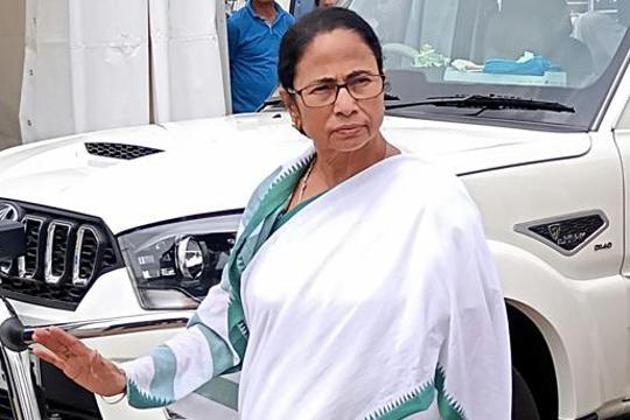 West Bengal chief minister Mamata Banerjee recently convened a meeting of trade union leaders and members from Central PSUs, banks and coal companies. More than 10,000 people assembled at Kolkata’s Netaji Indoor Stadium.(ANI PHOTO.) West Bengal chief minister Mamata Banerjee recently convened a meeting of trade union leaders and members from Central PSUs, banks and coal companies. More than 10,000 people assembled at Kolkata’s Netaji Indoor Stadium.(ANI PHOTO.)