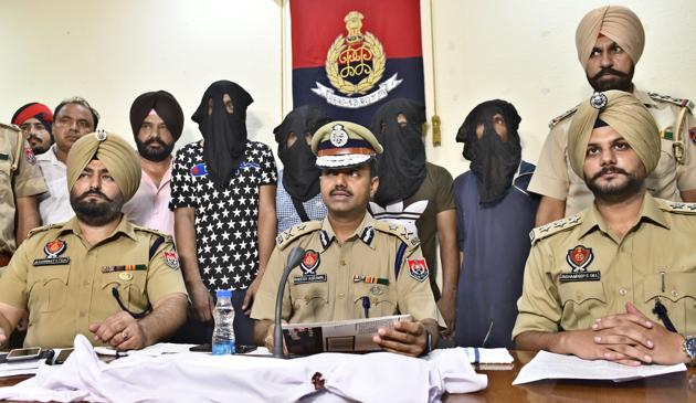 Police commissioner Rakesh Agarwal addressing the media after the arrest of the accused in Ludhiana on Thursday.(Gurpreet Singh/HT)