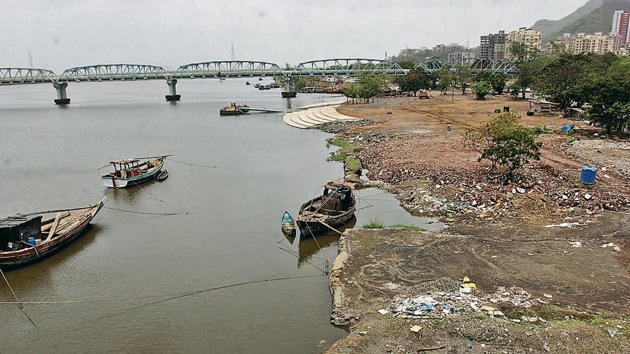The petition was filed by activist Rohit Joshi along with NGO Vanashakti, claiming that the reclamation of land for Gaimukh chowpatty had led to flooding at Gaimukh during heavy rain.(HT image)