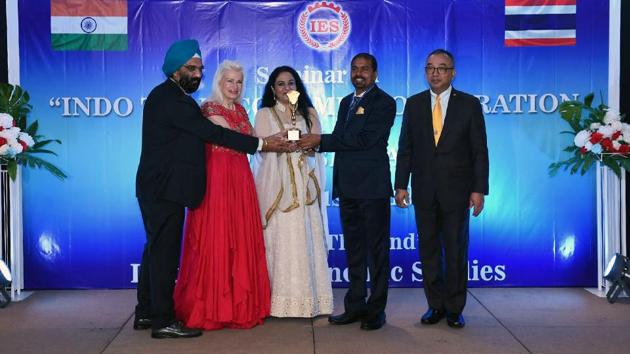 L to R: Dr Amarpal Singh Suri, H.E. Isabelle Lafforgue (Princess of France), Ms Sangeeta Singh, Dr Gurukulam Ganapathy Reddy, Mr Korn Dabbaransi (Hon’ble Former Deputy Prime Minister of Thailand.(Digpu) L to R: Dr Amarpal Singh Suri, H.E. Isabelle Lafforgue (Princess of France), Ms Sangeeta Singh, Dr Gurukulam Ganapathy Reddy, Mr Korn Dabbaransi (Hon’ble Former Deputy Prime Minister of Thailand.(Digpu)