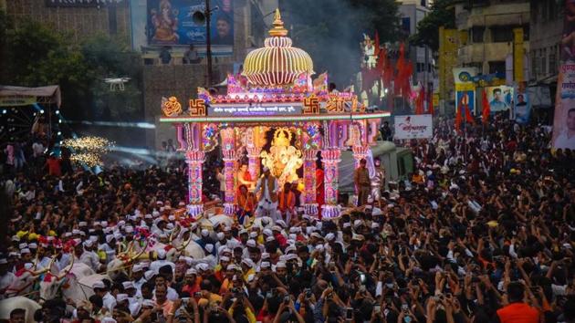 The Pune immersion procession ended in less than 24 hours, for the first time in 10 years. (HT PHOTO) The Pune immersion procession ended in less than 24 hours, for the first time in 10 years. (HT PHOTO)
