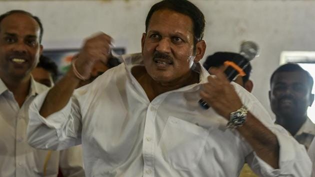 Days after senior Nationalist Congress Party leader Udayanraje Bhosale joined the Bharatiya Janata Party, the Shiv Sena welcomed the descendant of Maratha warrior King Shivaji in the saffron by taking a few digs at him.(Kunal Patil/HT Photo)