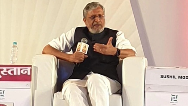 Sushil Modi cited newspaper reports to say that some FMCG companies had announced huge profits contrary to the perception being spread that people had cut down on purchase of biscuits, cooking oil, bathing soaps etc.((HT Photo)