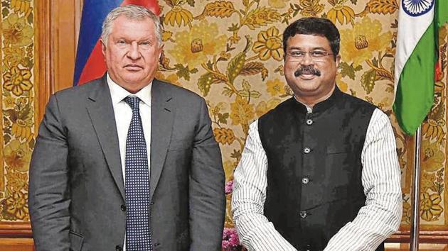 Union Minister for Petroleum, Natural Gas and Steel, Dharmendra Pradhan and Russia’s oil company Rosneft chief Igor Sechin pose for a photograph during a meeting, in New Delhi, Tuesday, Sept. 17, 2019.(PTI Photo) Union Minister for Petroleum, Natural Gas and Steel, Dharmendra Pradhan and Russia’s oil company Rosneft chief Igor Sechin pose for a photograph during a meeting, in New Delhi, Tuesday, Sept. 17, 2019.(PTI Photo)