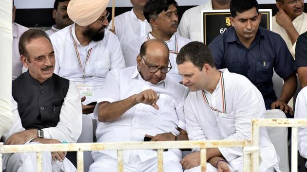 Congress and Nationalist Congress Party (NCP) on Tuesday began talks for the Assembly polls with smaller allies. (HT FILE) Congress and Nationalist Congress Party (NCP) on Tuesday began talks for the Assembly polls with smaller allies. (HT FILE)