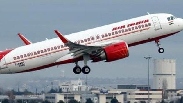 Cash-starved Air India is putting its crew on a diet, changing their inflight menu to special low-fat meals.(Reuters Photo)