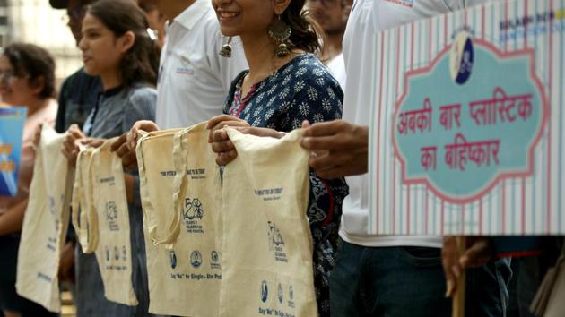 School children and volunteers march advocating moving against plastics, with jute bags. According to an estimate by UN Environment, about 300 million tonnes of plastic generated globally every year. That’s nearly equivalent to the weight of the entire human population. (Amal KS / HT Photo) School children and volunteers march advocating moving against plastics, with jute bags. According to an estimate by UN Environment, about 300 million tonnes of plastic generated globally every year. That’s nearly equivalent to the weight of the entire human population. (Amal KS / HT Photo)