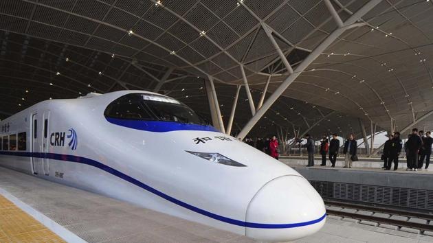 Bullet trains between Mumbai and Ahmedabad will mark India’s shift to an era of high-speed trains capable of hitting speeds of up to 350 km per hour.(HT FILE)