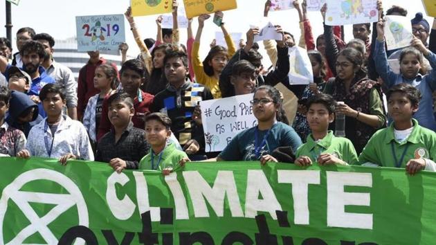 The finance ministry, in a note on climate change earlier this week, mentioned that India was juxtaposed between the Himalayas and the India Ocean and that the subcontinent was subject to higher climate variability compared to the continental climates of North America and Europe.(HT FILE) The finance ministry, in a note on climate change earlier this week, mentioned that India was juxtaposed between the Himalayas and the India Ocean and that the subcontinent was subject to higher climate variability compared to the continental climates of North America and Europe.(HT FILE)