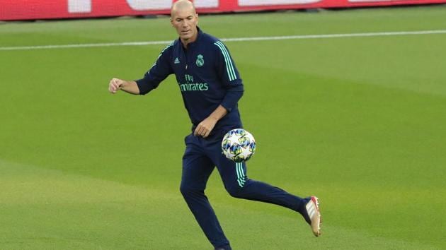 Real Madrid's coach Zinedine Zidane(AP)