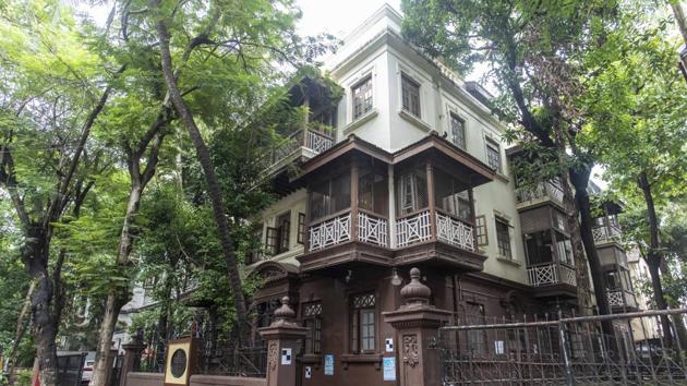 Present-day view of Mani Bhavan, the modest two-storey home of Gandhi’s friend Revashankar Jhaveri, at Laburnum Road, from where Gandhi spearheaded at least six national movements. After returning from Bombay as a trained barrister in 1891, Gandhi attended the Bombay High Court every day, walking 45 minutes to and from his home in Girgaum. In court, he couldn’t follow the cases and would doze off, he wrote in his autobiography. (Aalok Soni / HT photo) 