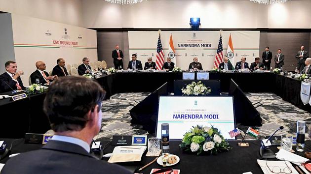 Houston: Prime Minister Narendra Modi in a meeting with the CEOs from the energy sector, in Houston, Texas, USA, Saturday. (PTI) 