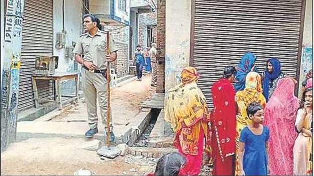 A man stabbed wife to death and hacked her body into several pieces to dispose of them in the septic tank. (HT Photo) A man stabbed wife to death and hacked her body into several pieces to dispose of them in the septic tank. (HT Photo)