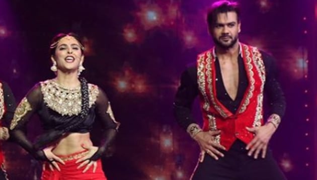 Madhurima Tuli and Vishal Aditya Singh performs during Nach Baliye 9.