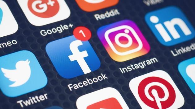 The Supreme Court has sought a status report from the government on the framing of guidelines for social media.(Photo: Shutterstock)