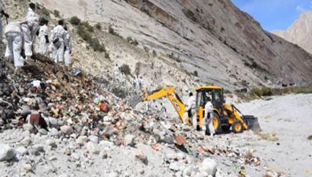 Under the Siachen Swachhta Abhiyan, Indian Army has cleaned 130 tonnes of garbage from the Siachen Glacier since January 2018. (ANII Photo) Under the Siachen Swachhta Abhiyan, Indian Army has cleaned 130 tonnes of garbage from the Siachen Glacier since January 2018. (ANII Photo)